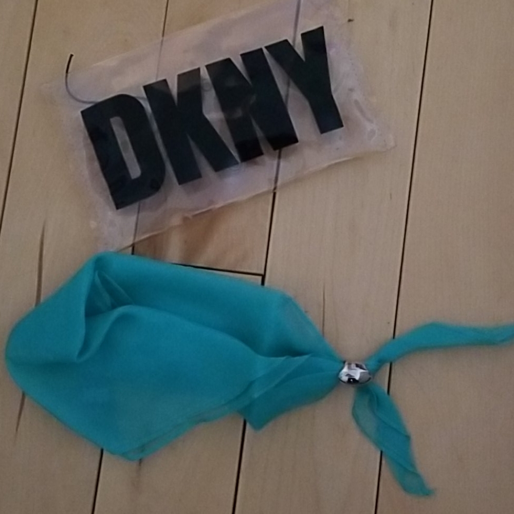 DKNY